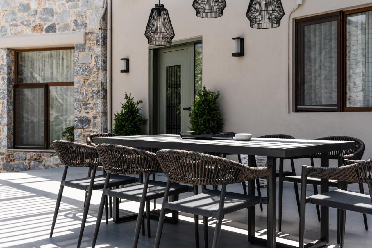 Eumelia Iconic Villa, With Heated Pool & Whirlpool, By Thinkvilla Asi Gonia エクステリア 写真