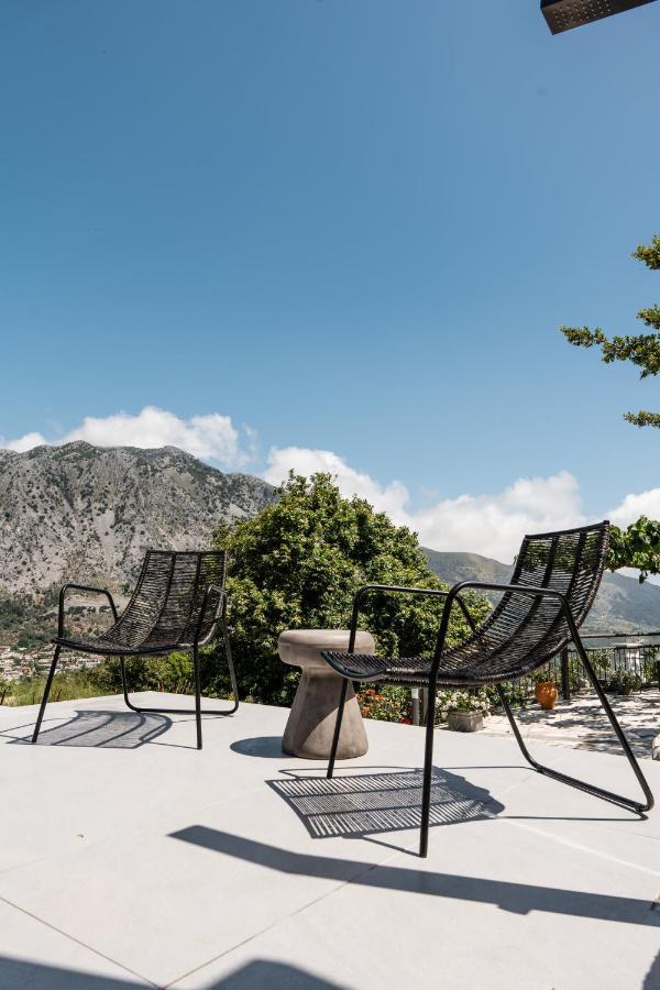 Eumelia Iconic Villa, With Heated Pool & Whirlpool, By Thinkvilla Asi Gonia エクステリア 写真